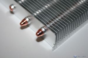 00036 ARCTIC_COOLING_MONOI_PLUS_WWW.XTREMEHARDWARE.COM